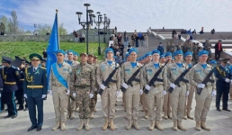 Павлодарским школьникам устроили смотр строя и песни к 80-летию Победы