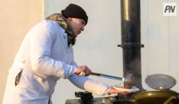 Рецепт, проверенный временем: как готовят солдатскую кашу павлодарские военные