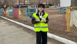 Школьница из Павлодара готовит проект о безопасной дороге в школу