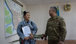 Павлодарку наградили за спасение ребёнка