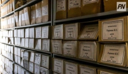 «Не просто вбивать данные»: как оцифровывают павлодарские архивы