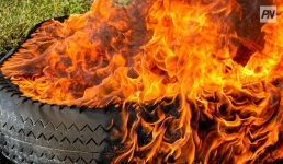 В Павлодаре не дали разгореться пожару в гараже