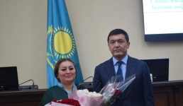 В Павлодарской области наградили многодетных матерей