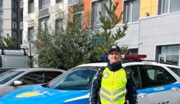 Павлодарский полицейский изучил три языка