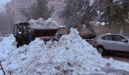 В связи со снегопадом коммунальщики Павлодара работают в усиленном режиме