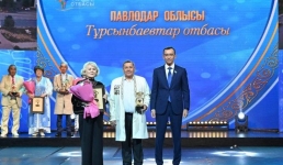 Павлодарскую семью наградили в столице