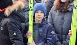 Юные лыжники Павлодара получили современный инвентарь