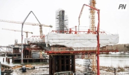 При строительстве моста через Иртыш выполнили более половины работ