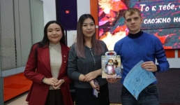 В Павлодаре поддержали новогодний вайб