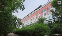 Главный врач Павлодарской области проведал маленьких пациентов