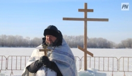 Павлодарский священнослужитель разъяснил смысл крещенских купаний