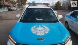 Павлодарские полицейские помогают бездомным в морозы