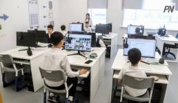 Асаин Байханов поблагодарил строителей школы будущего