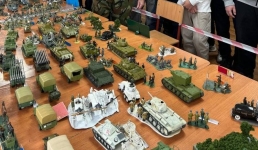 Павлодарские студенты погрузились в историю военной техники в миниатюре