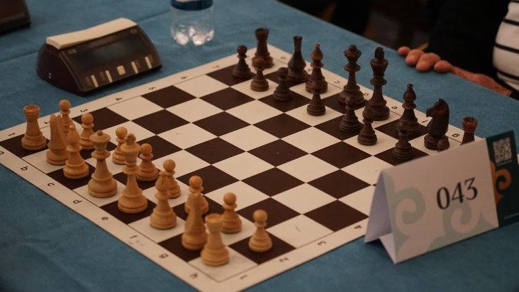 Павлодарские журналисты сразились на шахматной доске