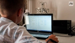 В Павлодарской области школьники и студенты будут учиться дистанционно