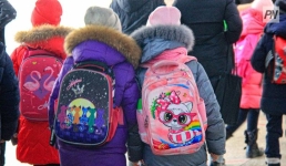 Школьники Аксу вторую смену будут учиться дома