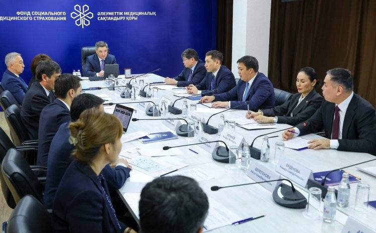 Олжас Бектенов обсудил реформу ОСМС