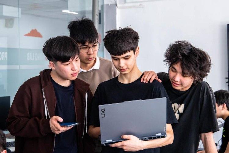 Decentrathon 5.0: в Павлодаре молодёжь объединилась на площадке новых возможностей