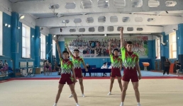 В Павлодаре соревновались юные акробаты