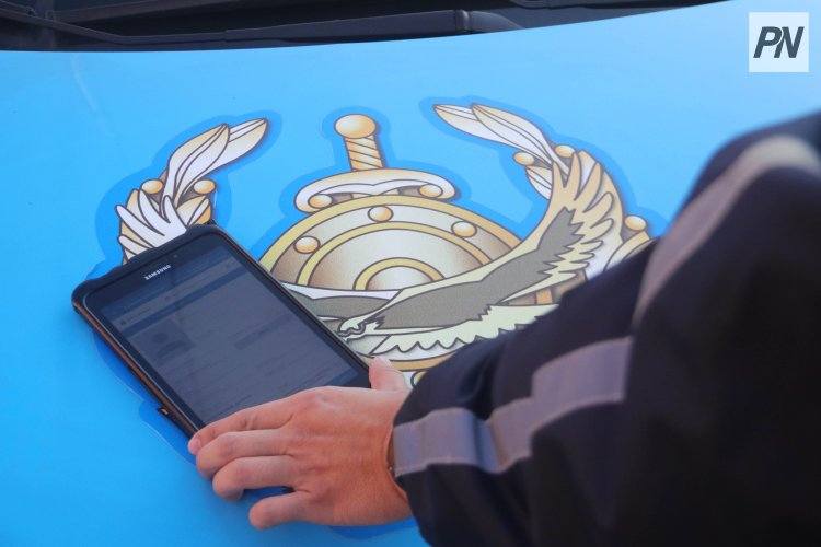 В Павлодаре свадебный кортеж отправили на штрафстоянку