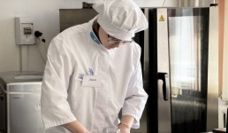 В Павлодаре «дети дождя» попробовали себя в поварском деле