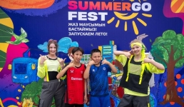 В Аксу лето начали с праздника спорта и семейного отдыха