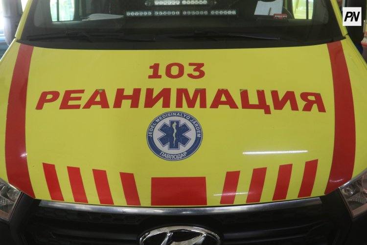 Стало известно о состоянии выпавшего в Аксу из окна ребёнка