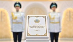 Президент поздравил казахстанцев со вступлением в силу Новой Конституции