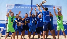 Аким Павлодара принял чемпионов Казахстана по пляжному футболу