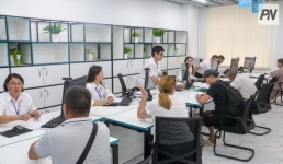 Как сотрудники ЦОНов Павлодарской области справляются с потоком посетителей