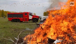 В Павлодарской области ликвидируют природный пожар