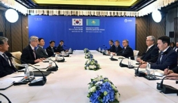 Глава государства принял президента Hyundai Motor Group Сунг Кима