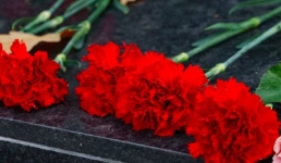 Ветераны-моряки Павлодарской области склонили головы в память о погибших бойцах