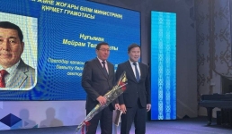 Знатоков государственного языка отметили наградами в Павлодаре
