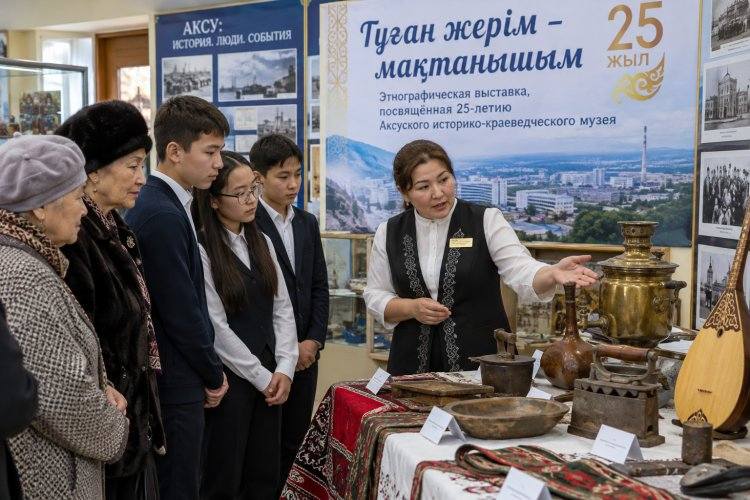 Историю Аксу представили на этнографической выставке в Щербактинском районе