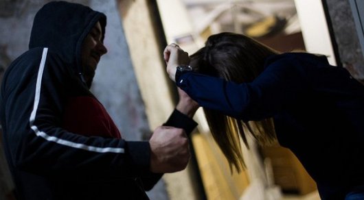 Прохожие задержали напавшего на девушку рецидивиста в Экибастузе 