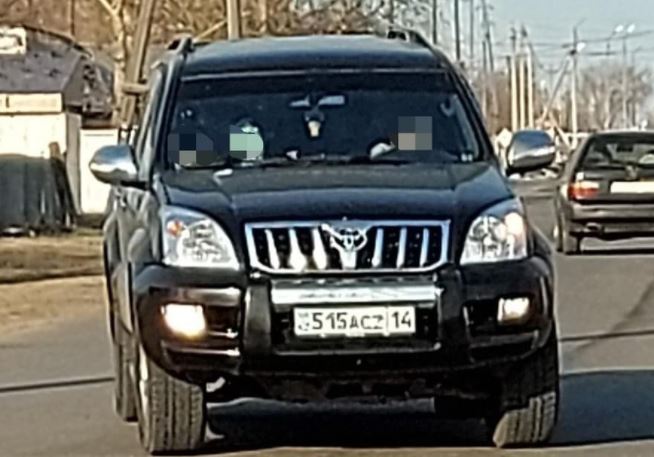 Жителя Кенжеколя оштрафовали за то, что дал покататься ребенку за рулем внедорожника (ВИДЕО)