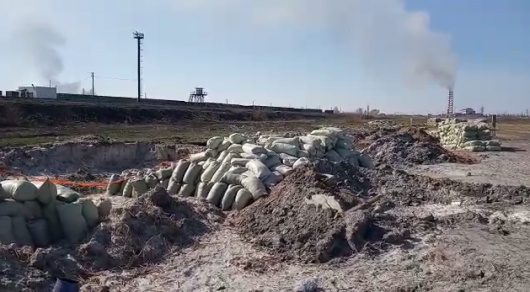 Сотни старателей искали золото на старом золоотвале в Аксу