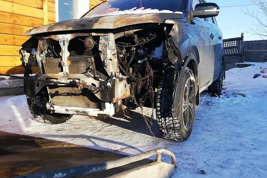 Хозяйка сгоревшей иномарки доказала, что в автосалоне ей продали некачественный автомобиль