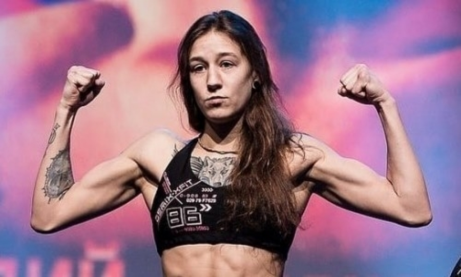 Павлодарская спортсменка победила нокаутом в первом раунде на турнире в США