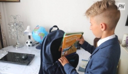 Школьники Павлодара вторую смену проведут дома