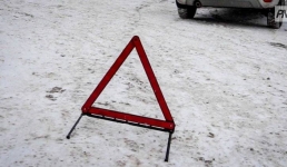 В Павлодаре легковой автомобиль сбил двоих пешеходов