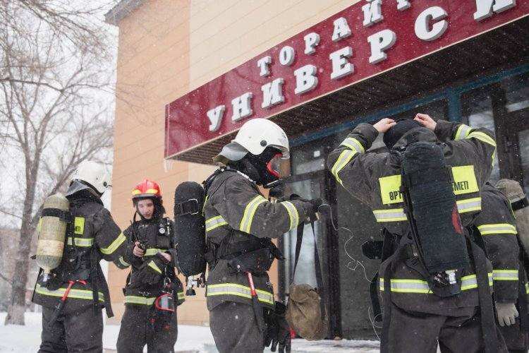 Эвакуацию при землетрясении отработали павлодарские студенты