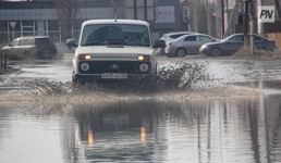 В Павлодаре начали откачку талых вод