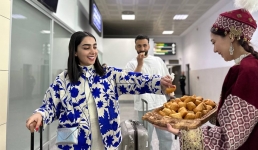 В Актау прилетели более ста туристов из Тегерана
