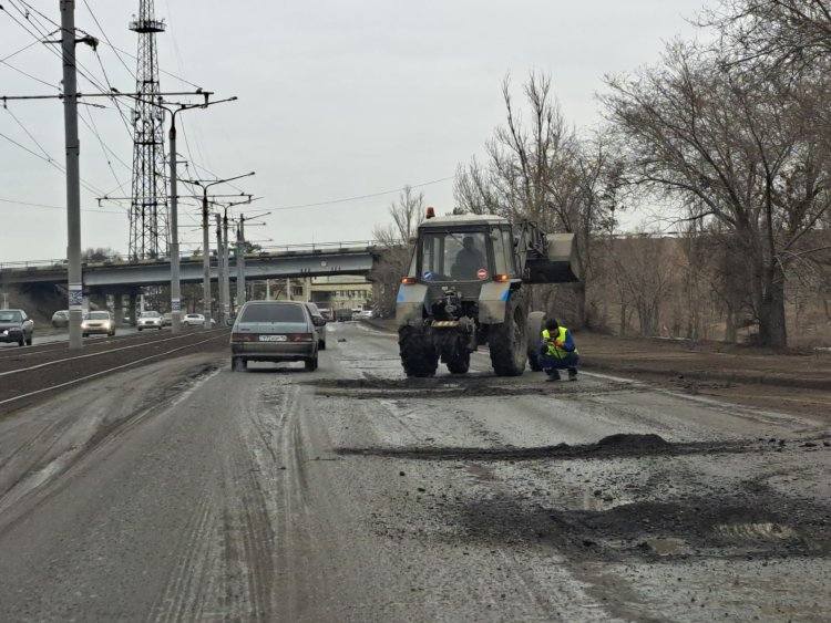 Павлодарского монополиста наказали за испорченный асфальт