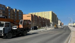 В Актау закрыли автомобильную дорогу между 16 и 19 микрорайонами