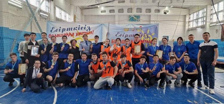Павлодарские студенты по-спортивному выразили протест наркотикам