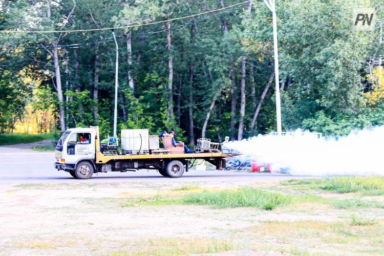 Жителей Павлодара предупреждают о потравке гнуса